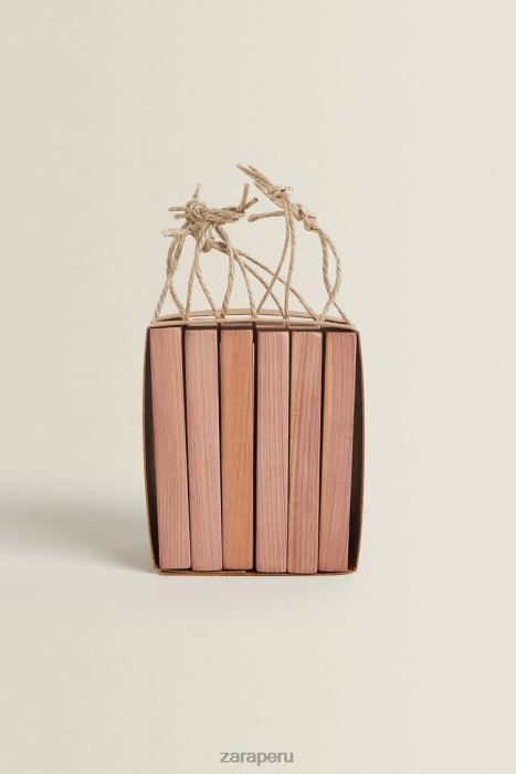 Zara unisexo bloques de cedro con lazo para colgar (paquete de 6) BDP8J1765 accesorios beige claro