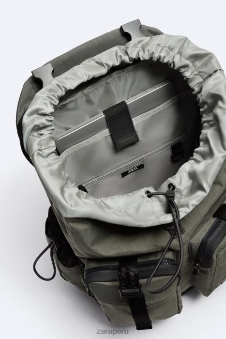 Zara hombres mochila exploradora técnica BDP8J1286 accesorios verde caqui