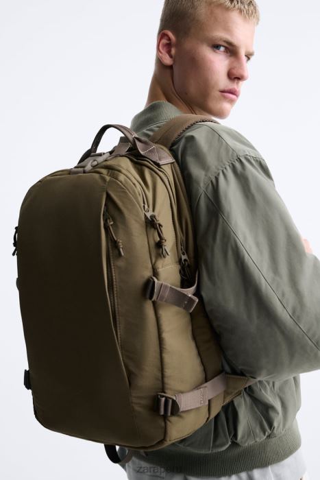 Zara hombres mochila multibolsillos BDP8J1317 accesorios marrón arena