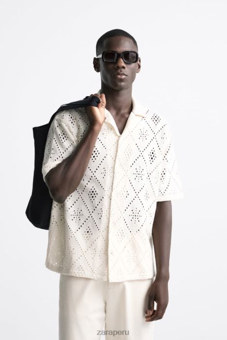 Zara hombres camisa con textura de crochet BDP8J1012 ropa ostra blanca