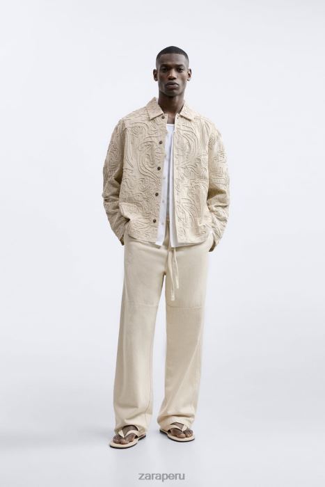 Zara hombres sobrecamisa con bordado en relieve BDP8J1176 ropa beige
