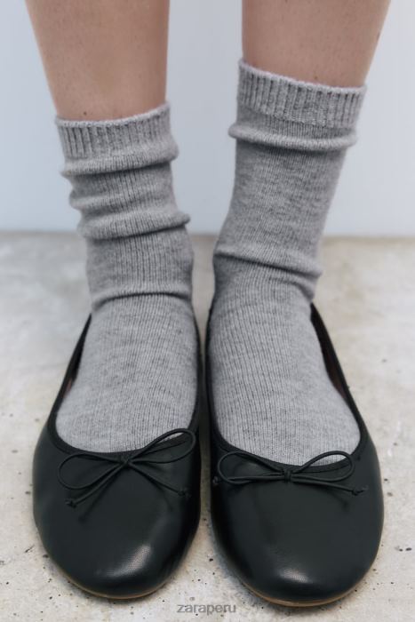 Zara mujer calcetines lisos de corte bajo BDP8J760 accesorios marga gris
