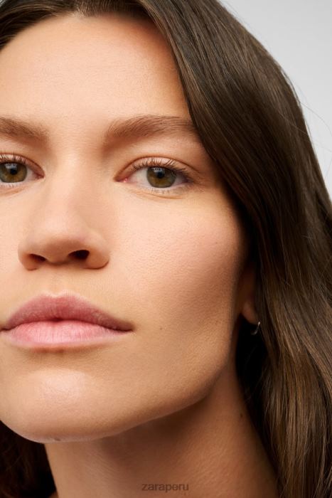 Zara mujer crema hidratante con color BDP8J821 accesorios neutral