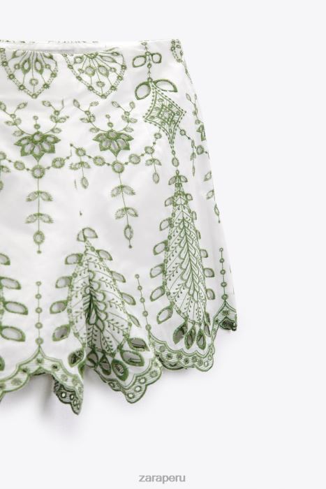 Zara mujer pantalones cortos bordados BDP8J576 ropa verde/crudo