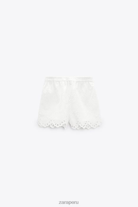 Zara mujer shorts con ojales bordados BDP8J593 ropa ostra blanca