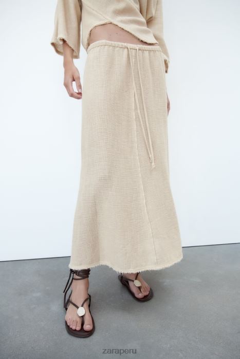 Zara mujer falda con textura rústica BDP8J708 ropa arena