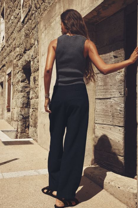 Zara mujer pantalones tapered con pliegues BDP8J492 ropa Azul marino