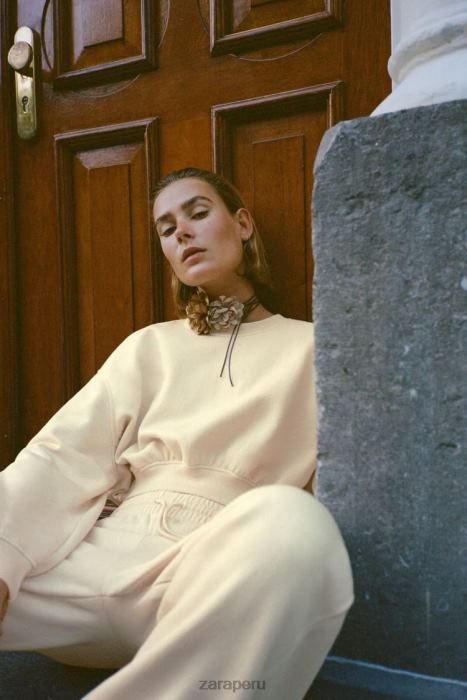 Zara mujer sudadera corta básica BDP8J945 ropa vainilla