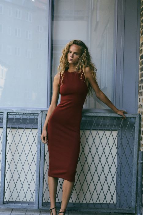 Zara mujer vestido ajustado con espalda abierta BDP8J234 ropa rojizo