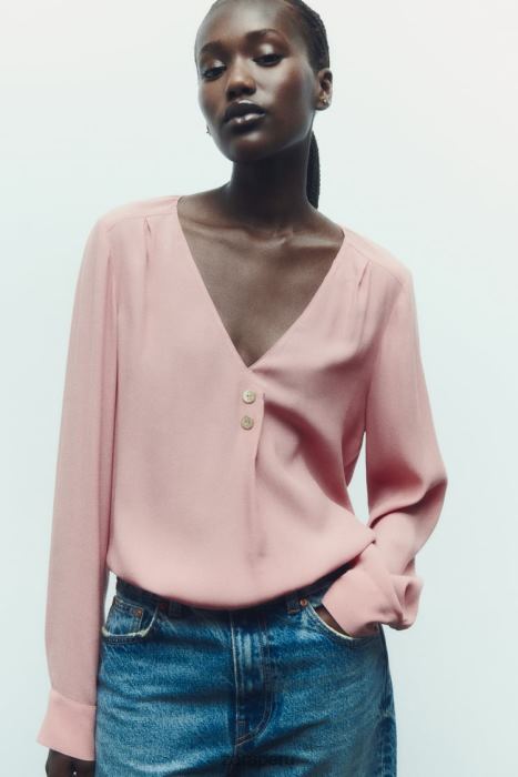 Zara mujer blusa con botones dorados BDP8J441 ropa rosa