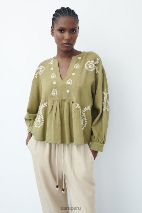 Zara mujer blusa oversize bordada BDP8J445 ropa caqui claro