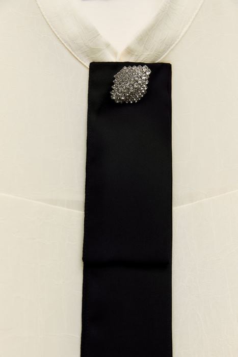 Zara mujer camisa con corbata y aspecto arrugado BDP8J293 ropa crudo