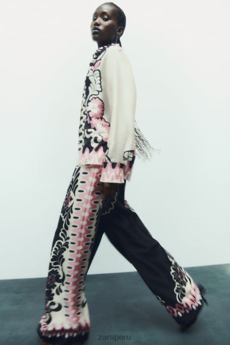 Zara mujer camisa con estampado floral BDP8J360 ropa crudo/negro