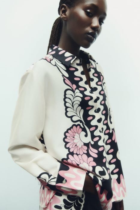 Zara mujer camisa con estampado floral BDP8J360 ropa crudo/negro