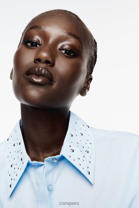 Zara mujer camisa corta de popelina con tachuelas BDP8J424 ropa cielo azul