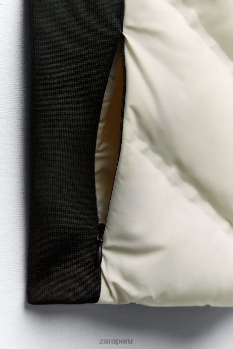 Zara mujer chaleco acolchado repelente al agua y protección contra el viento BDP8J199 ropa blanco negro
