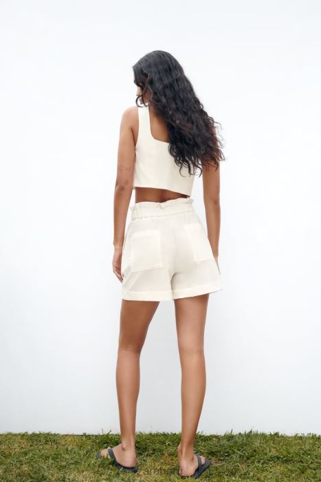 Zara mujer chaleco corto con escote en forma de corazón BDP8J220 ropa blanco