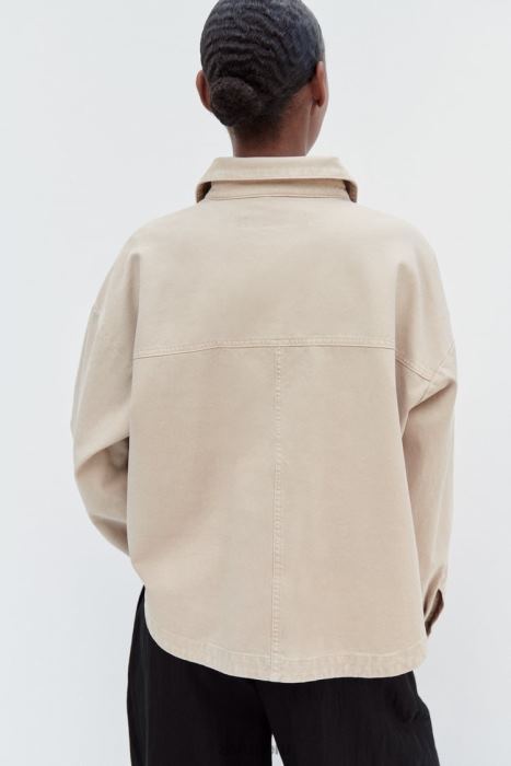 Zara mujer chaqueta con bolsillo de parche BDP8J67 ropa arena