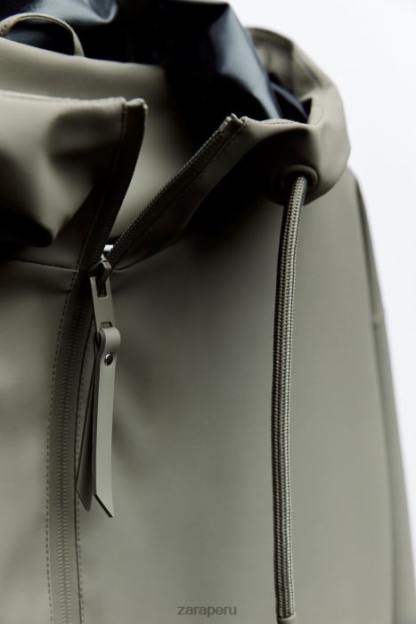Zara mujer impermeable de goma con capucha BDP8J109 ropa caqui