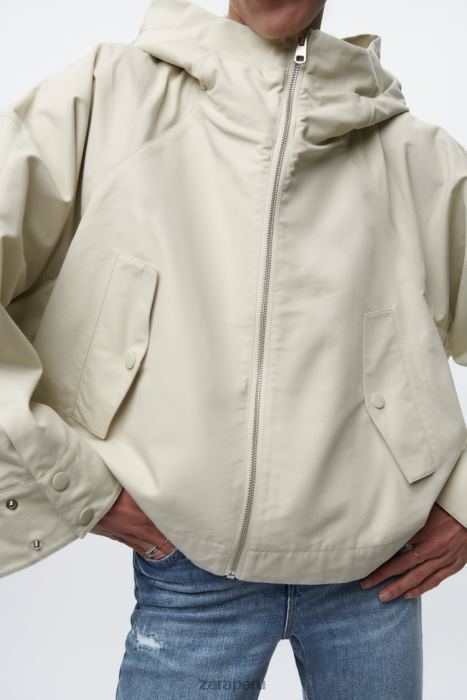 Zara mujer parka corta con capucha BDP8J5 ropa crudo