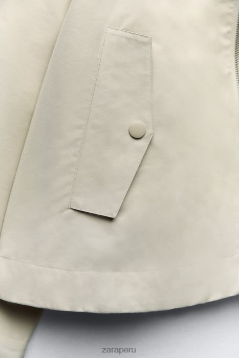 Zara mujer parka corta con capucha BDP8J5 ropa crudo